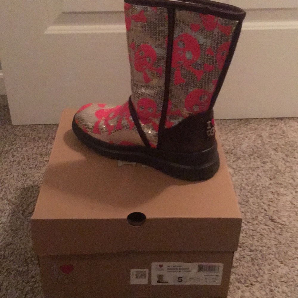GIRLS UGGS🌸